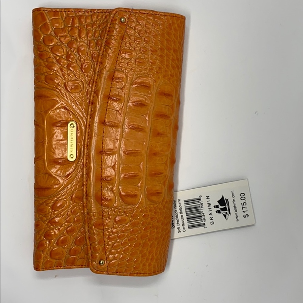NWT Brahmin soft ‘Melbourne’ checkbook Canteloupe